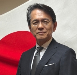 RIGHT-KANCHO PICTURE（在外公館長情報写真）